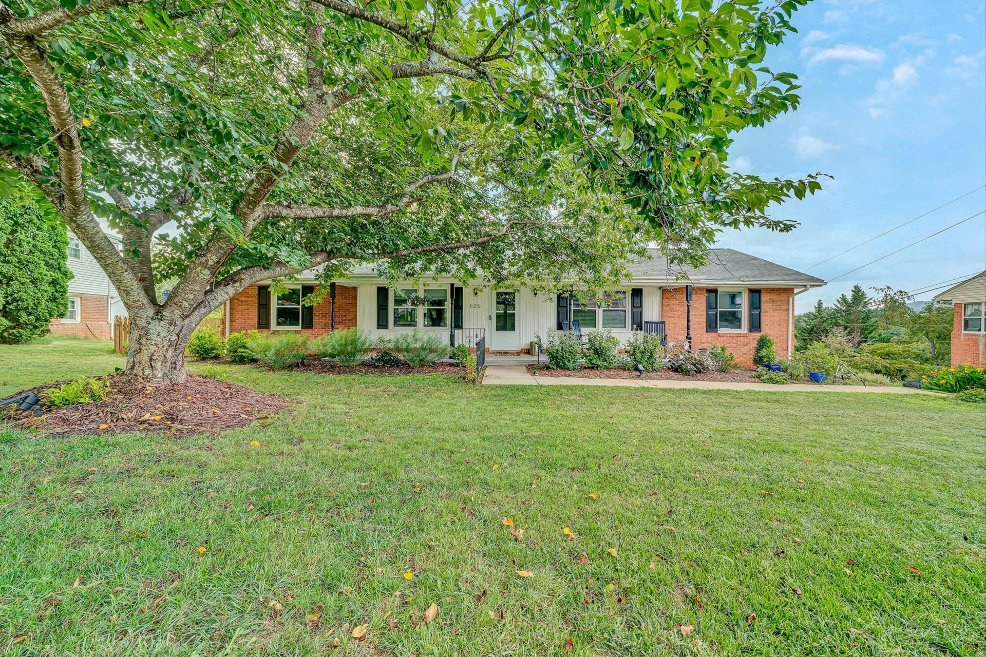526 Aragona DR