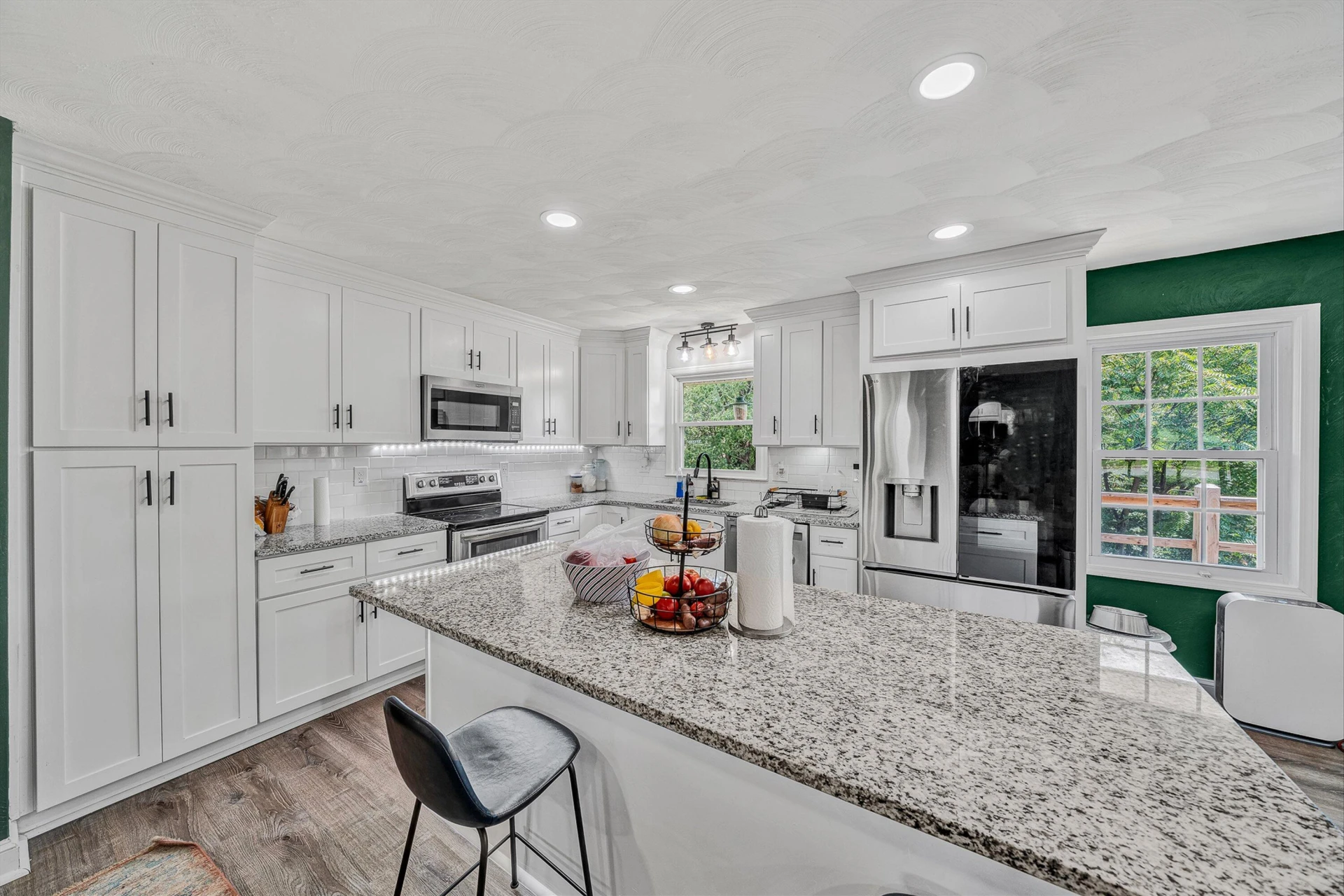 526 Aragona DR - Photo 8