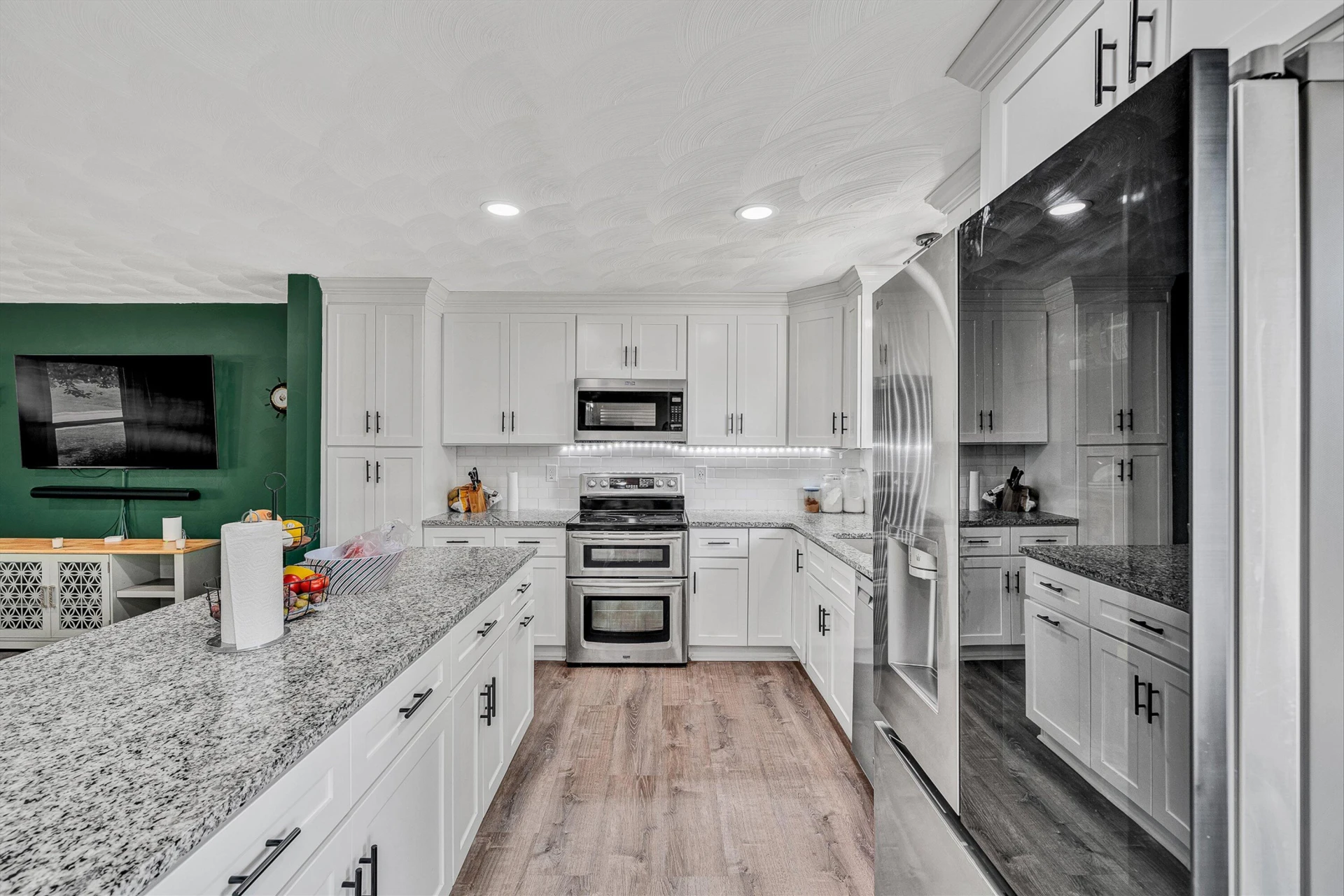 526 Aragona DR - Photo 9