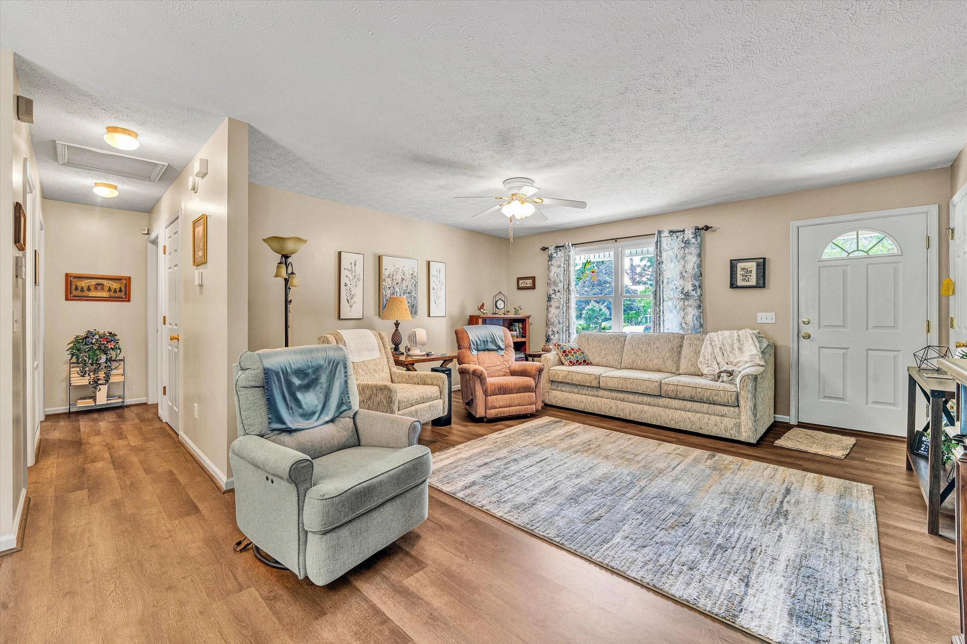 1665 Bellevue RD - Photo 5