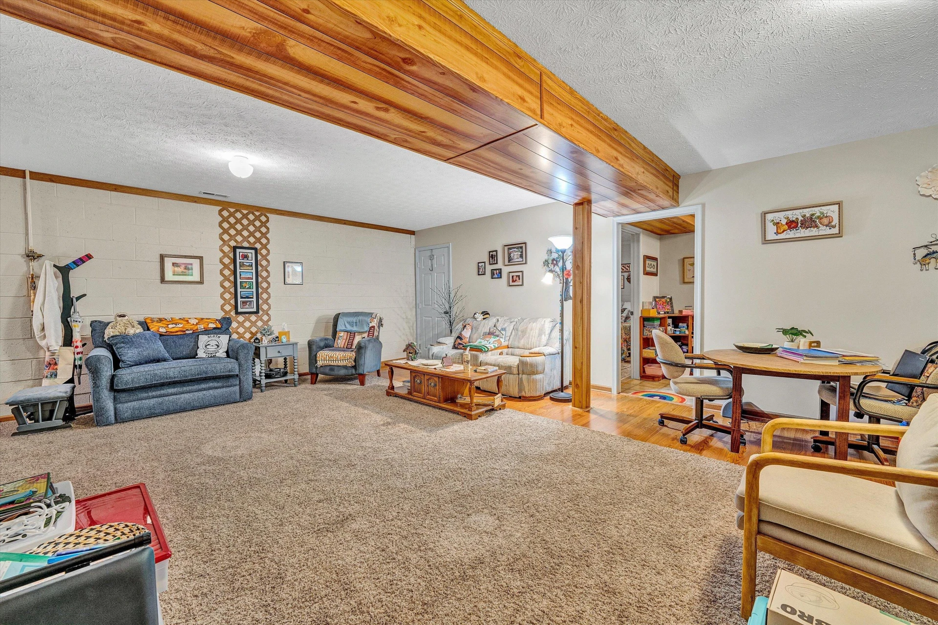 1665 Bellevue RD - Photo 27