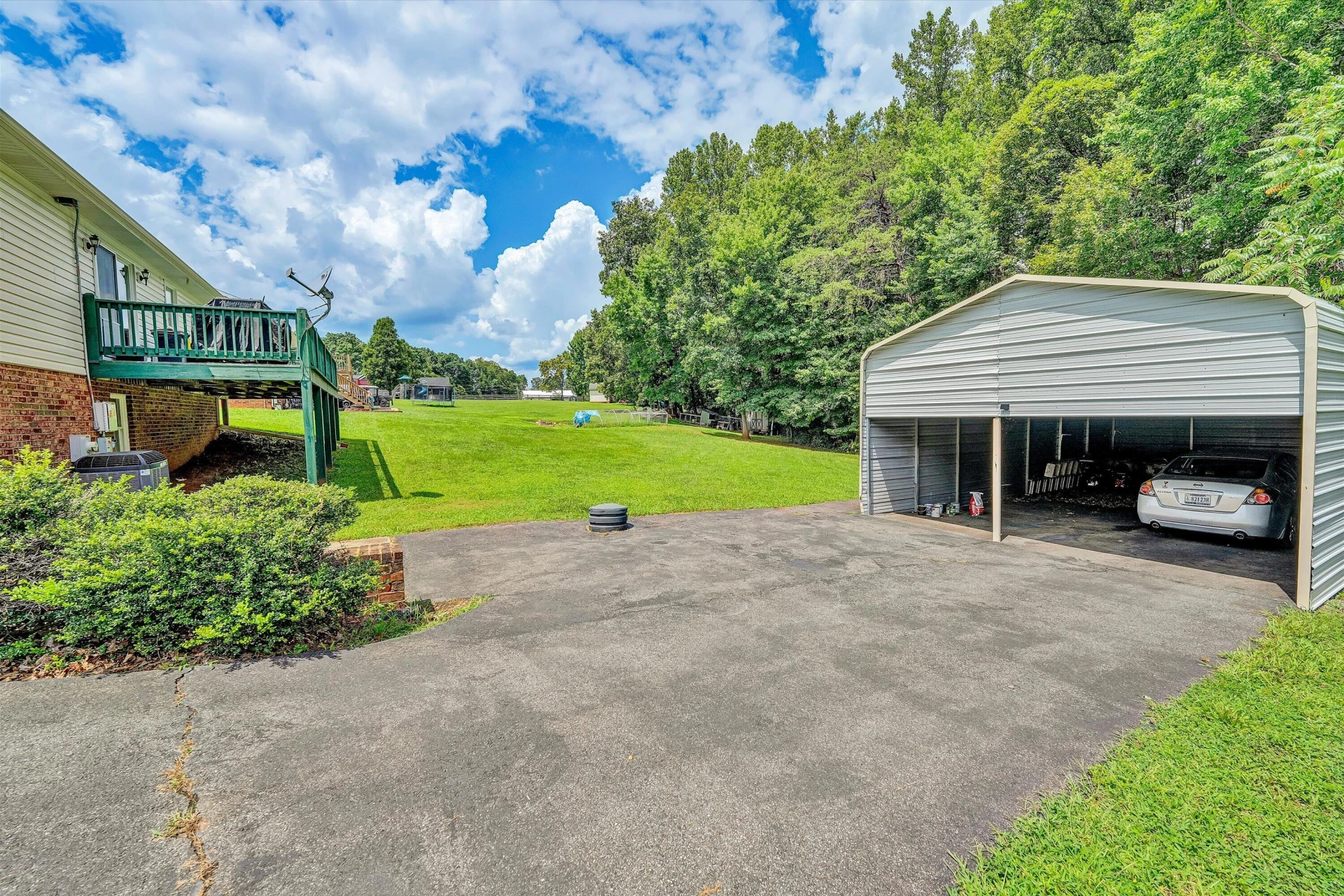 1665 Bellevue RD - Photo 35