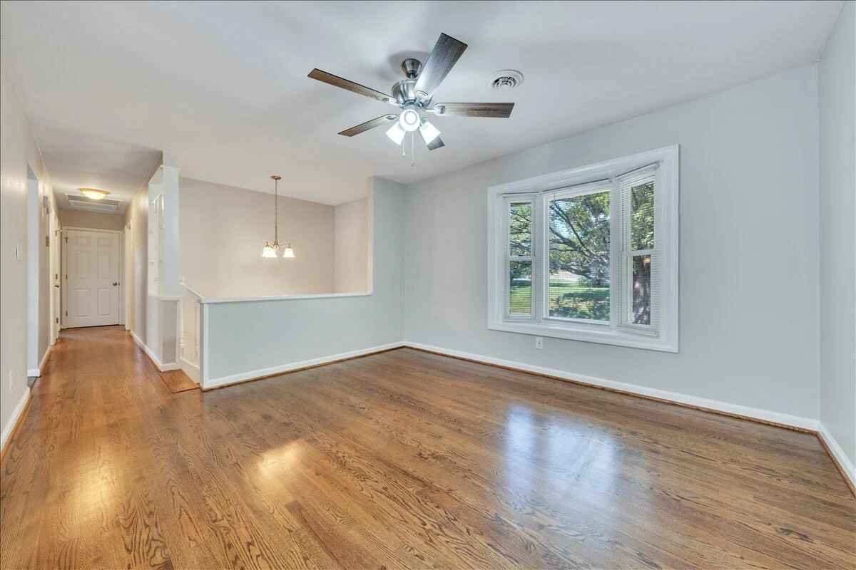 1311 Catawba RD - Photo 5