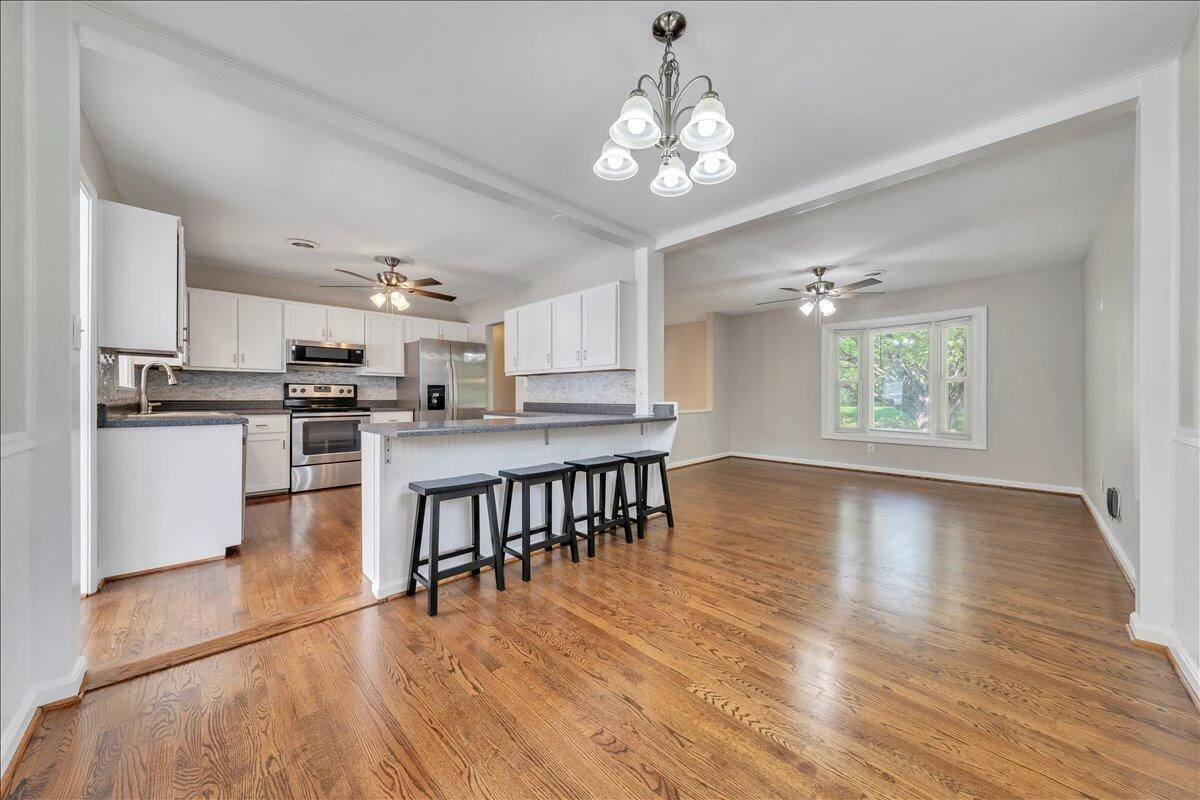 1311 Catawba RD - Photo 9