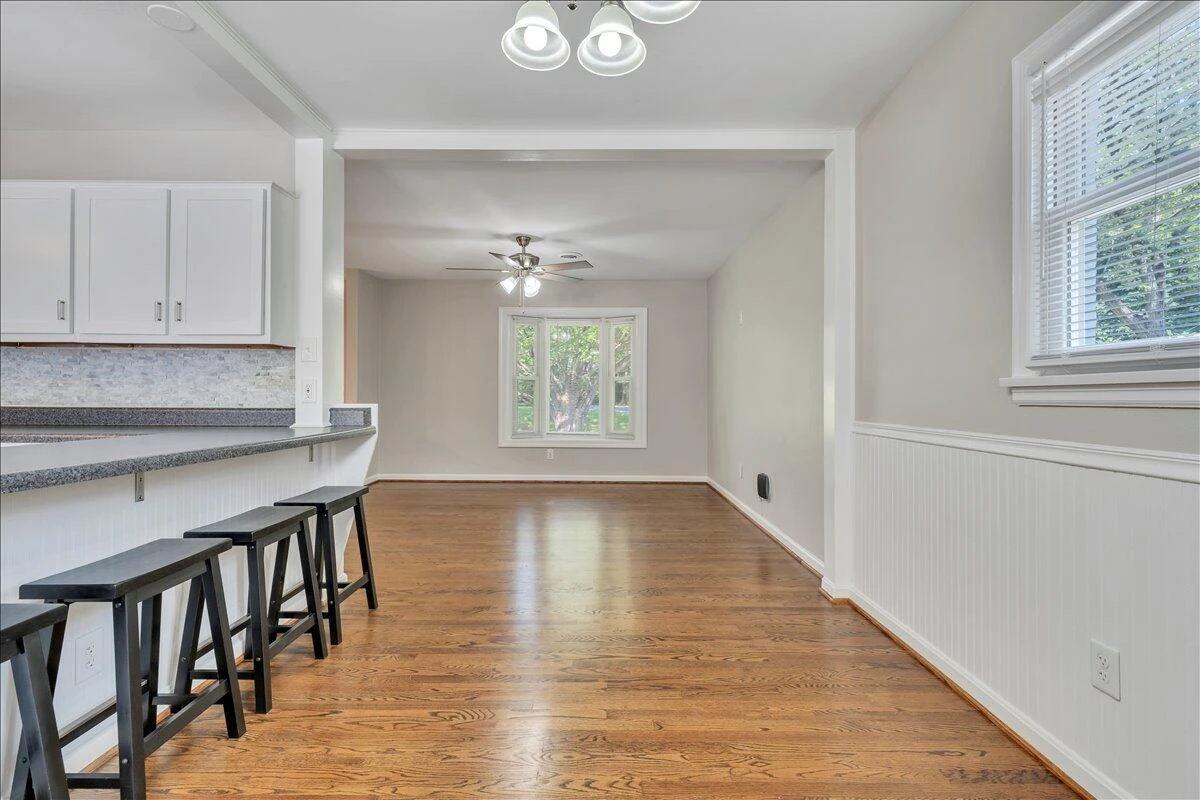 1311 Catawba RD - Photo 10