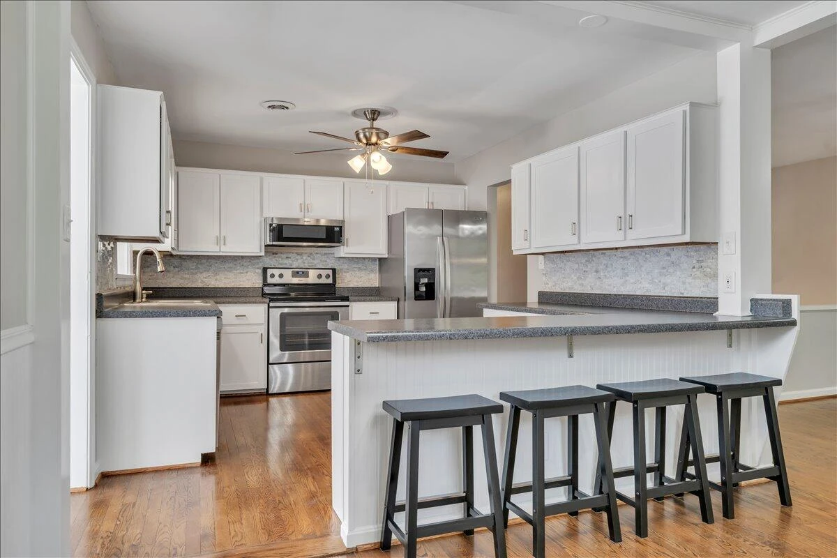 1311 Catawba RD - Photo 12
