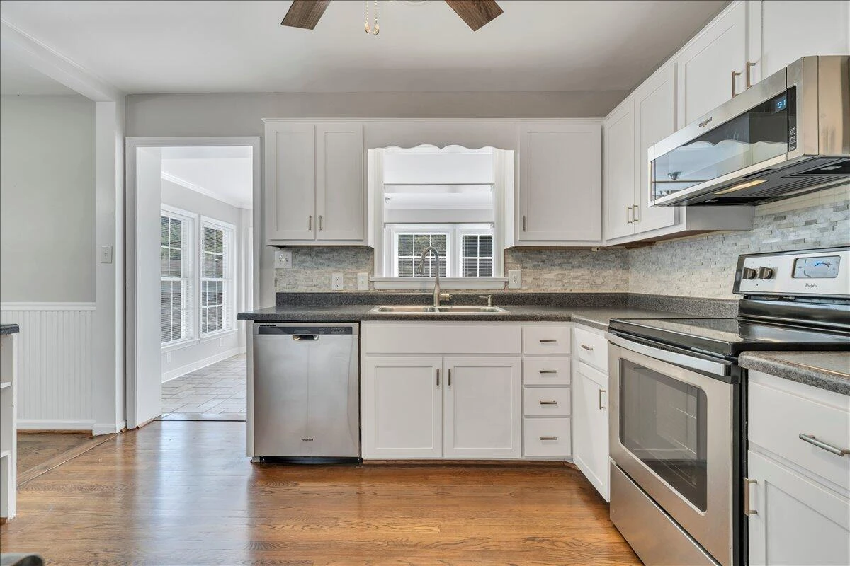 1311 Catawba RD - Photo 15