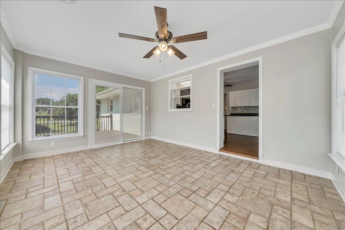 1311 Catawba RD - Photo 22