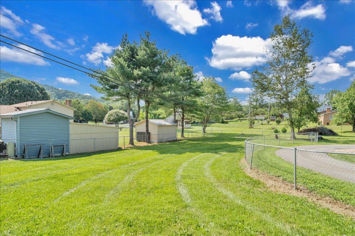 1311 Catawba RD - Photo 58