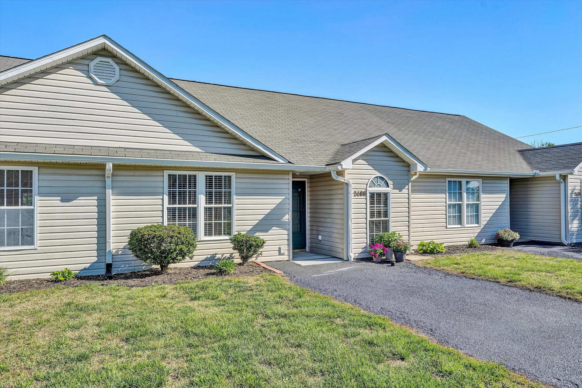 2480 Tuckawana CIR NW #2480 - Photo 2