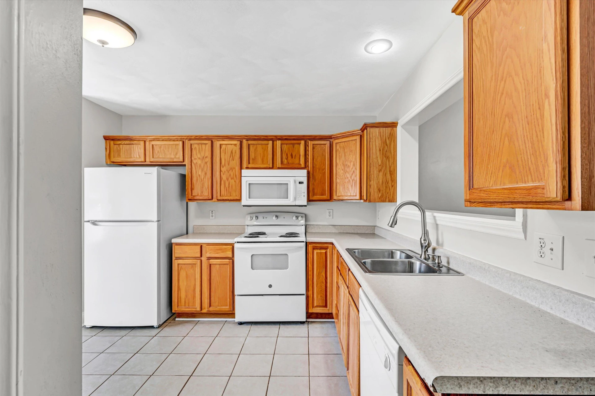 2480 Tuckawana CIR NW #2480 - Photo 9