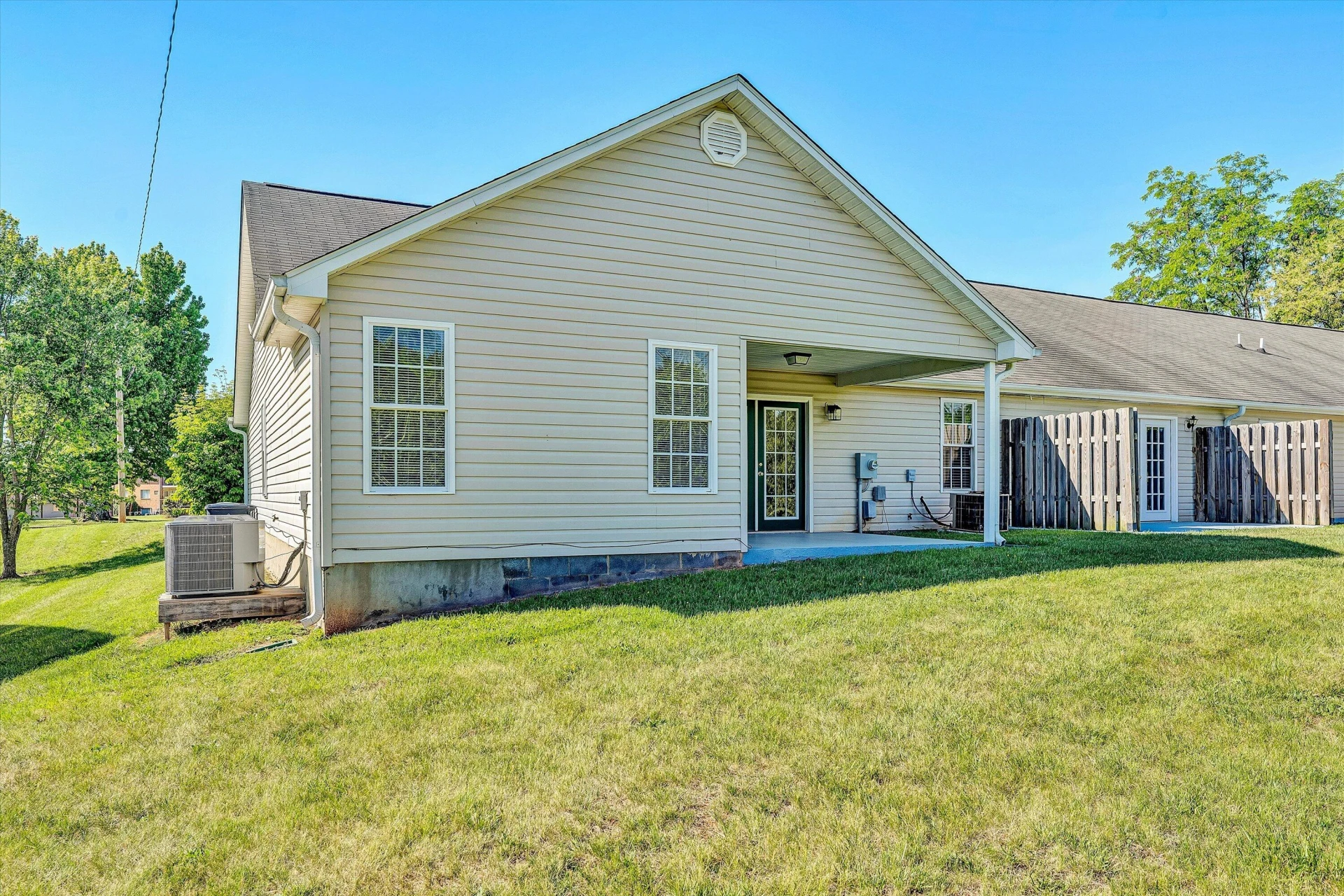 2478 Tuckawana CIR NW - Photo 22