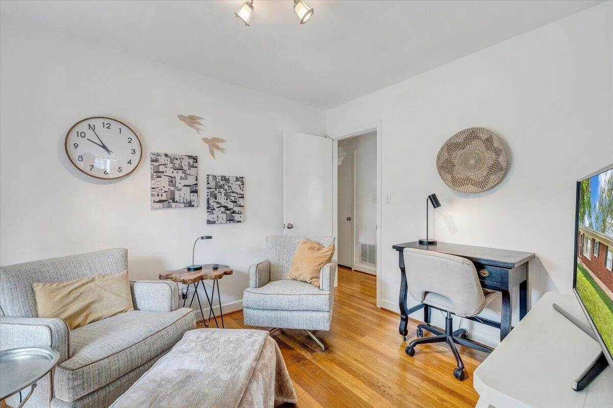 3820 Fleming AVE NE - Photo 15