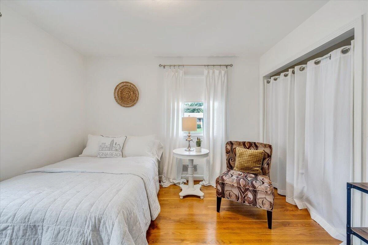 3820 Fleming AVE NE - Photo 18