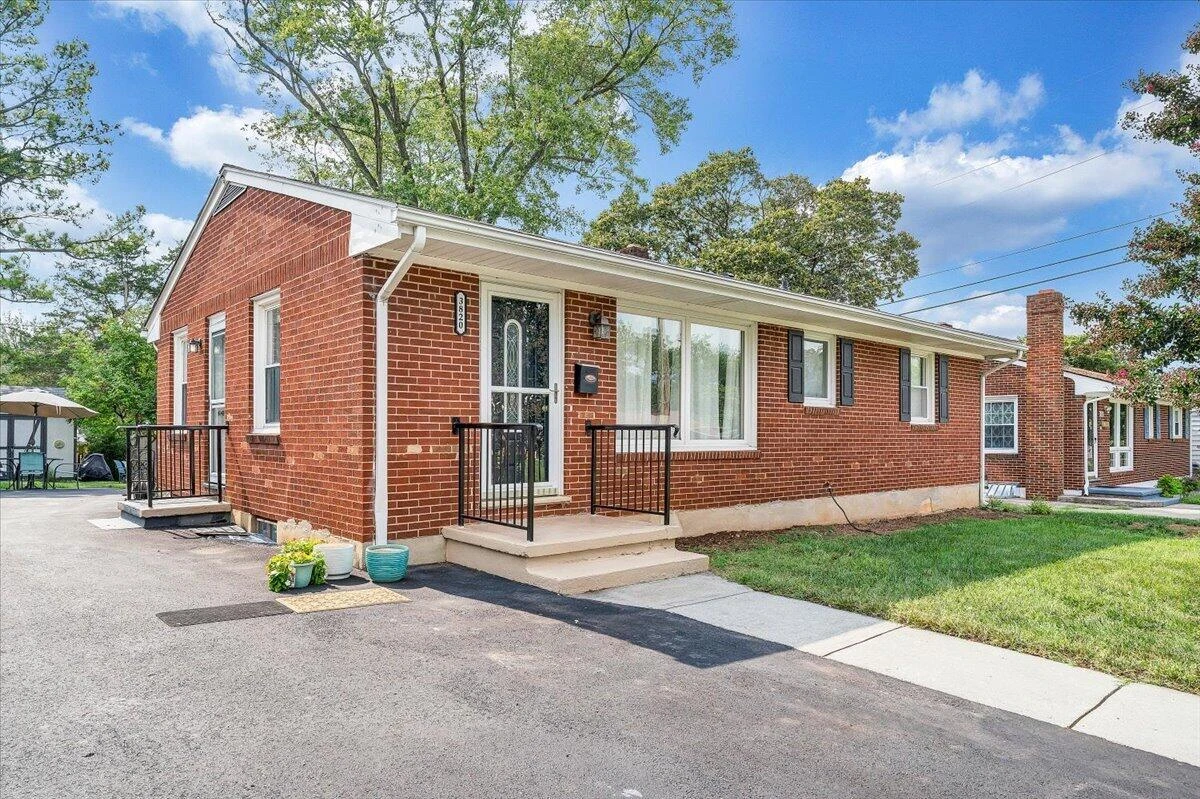 3820 Fleming AVE NE - Photo 29