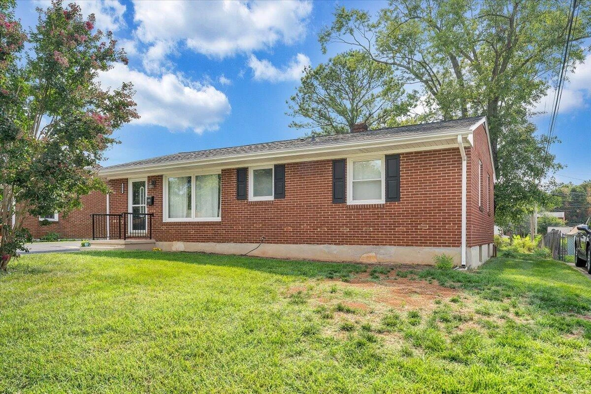 3820 Fleming AVE NE - Photo 30
