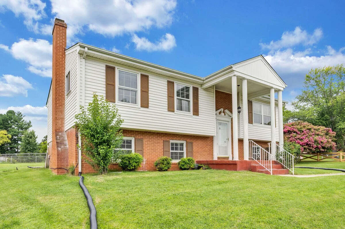 504 McGeorge DR - Photo 2