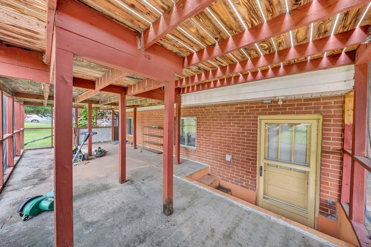504 McGeorge DR - Photo 10