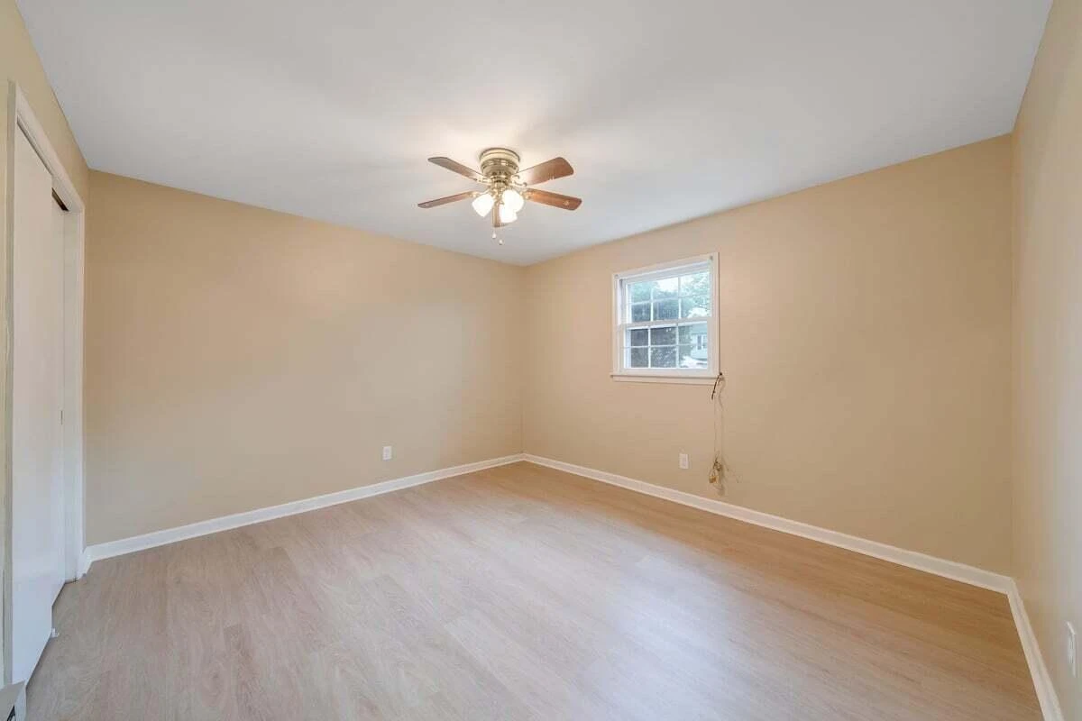 504 McGeorge DR - Photo 17