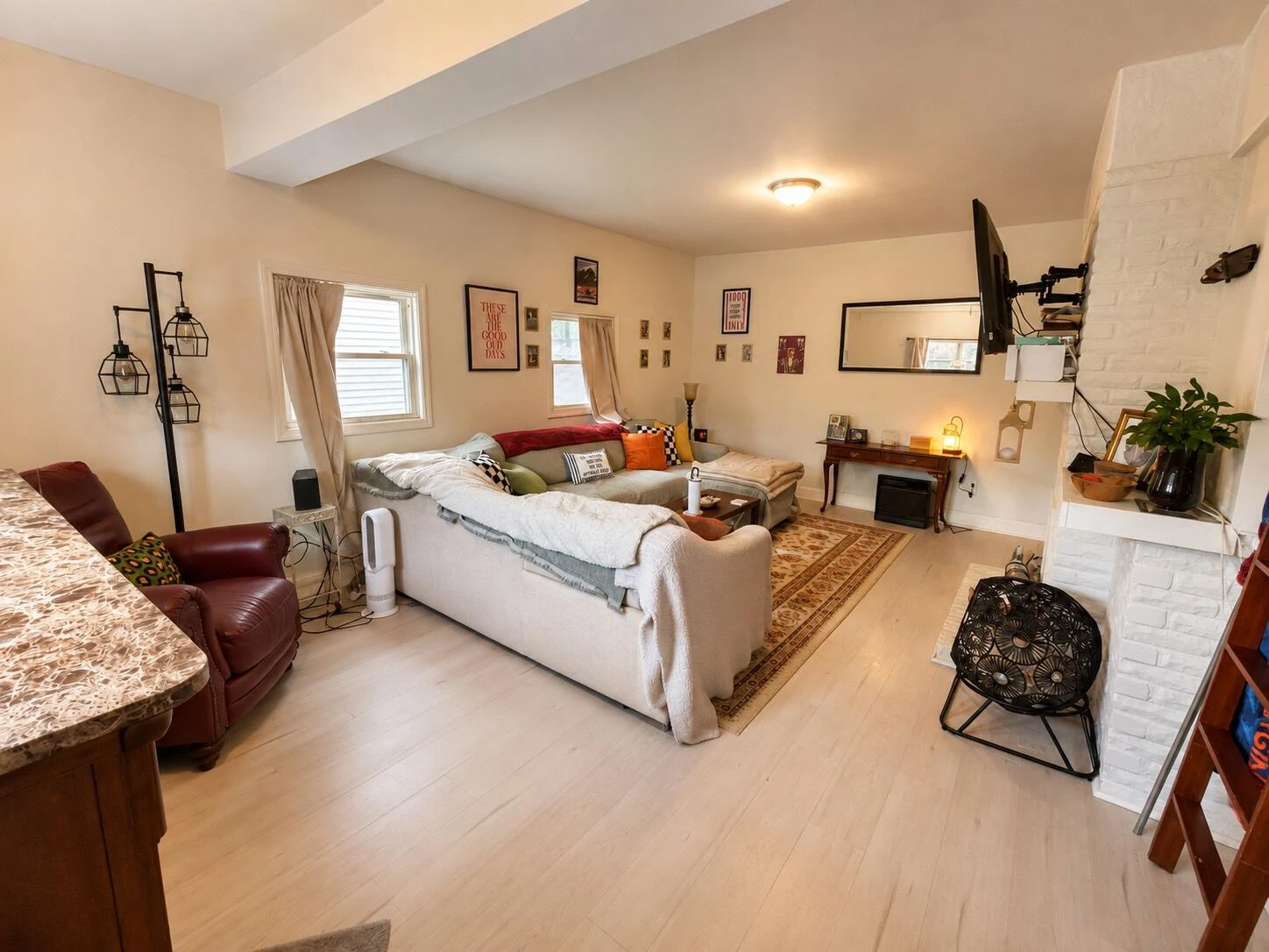 1316 Chapman AVE SW - Photo 2