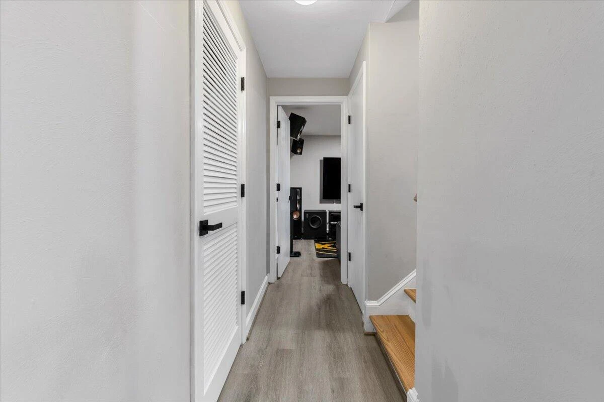 61 Bounty CT - Photo 25