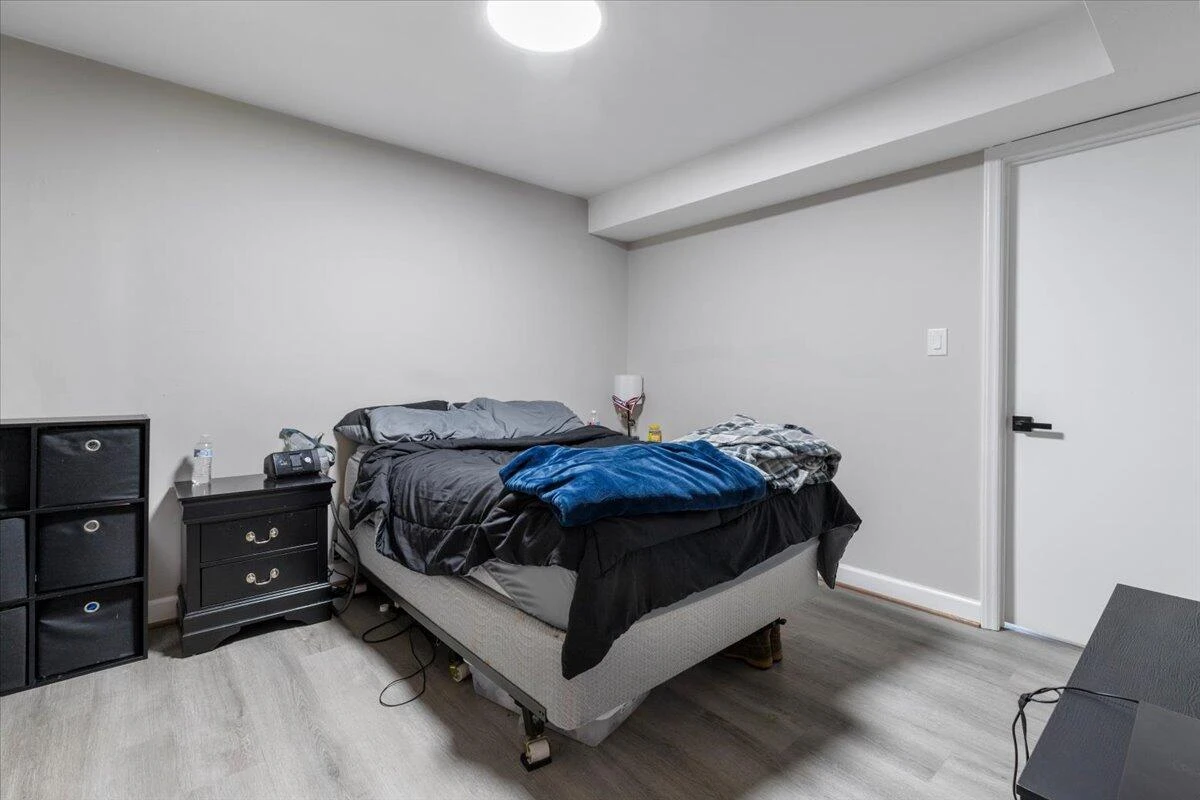 61 Bounty CT - Photo 32