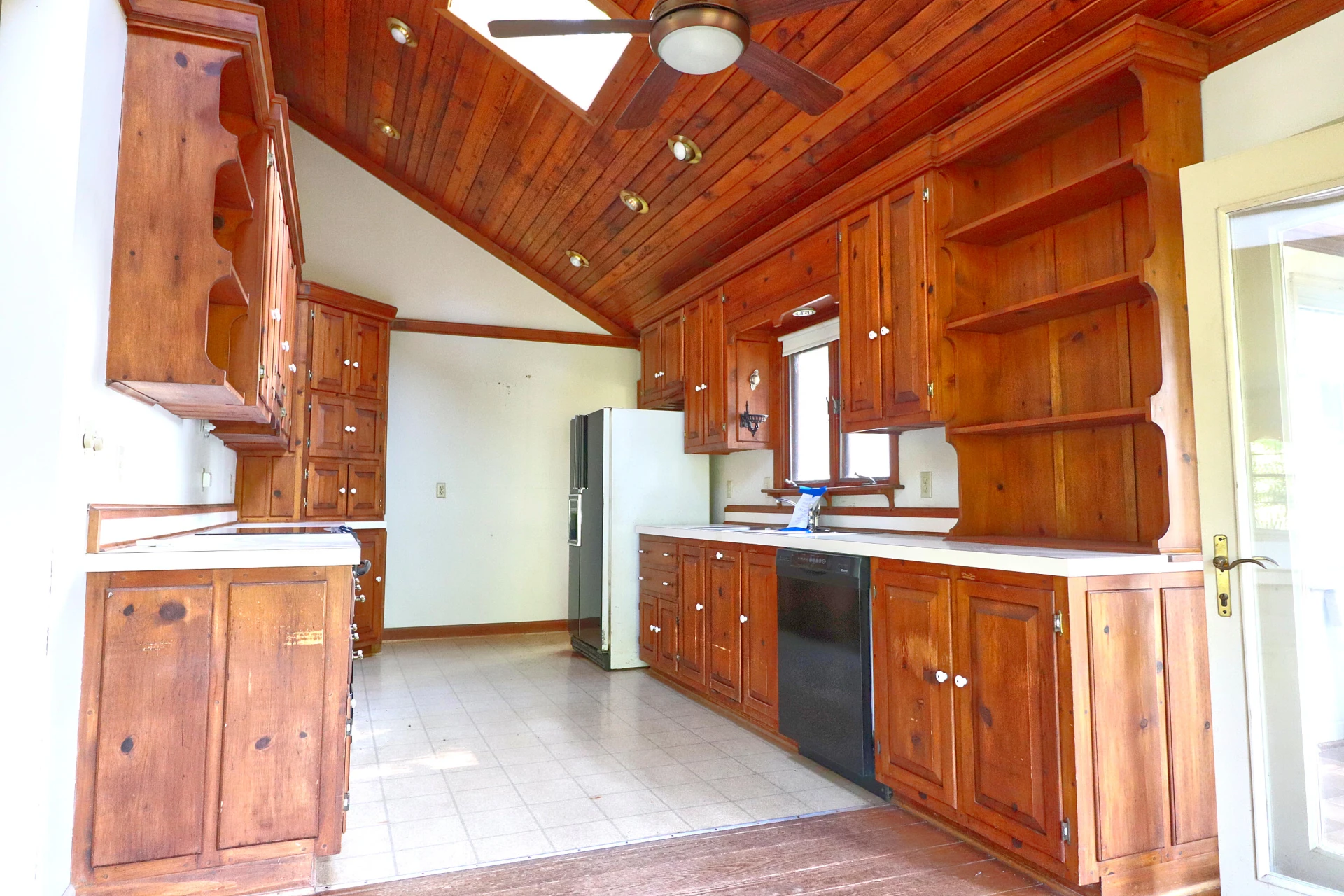 4613 Mountain Pride RD - Photo 13