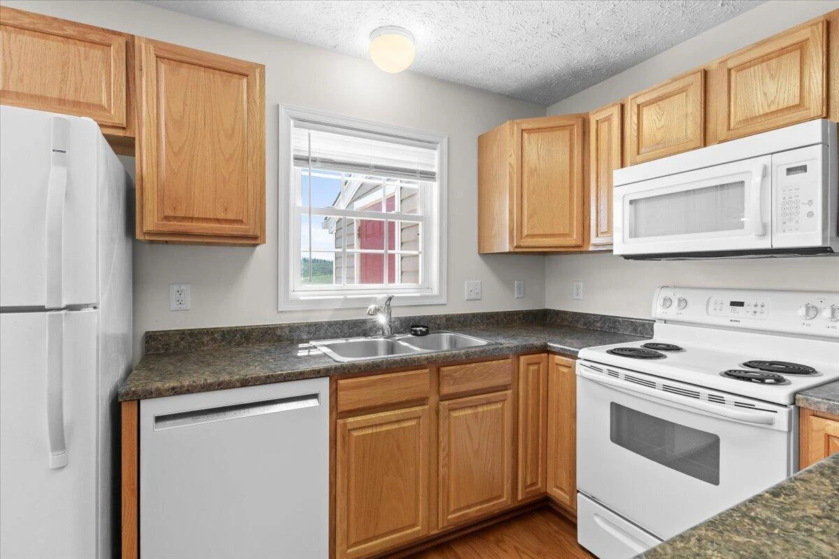 77 Pinnacle LN - Photo 5