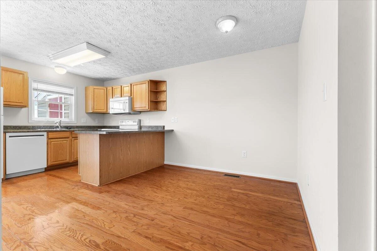 77 Pinnacle LN - Photo 7