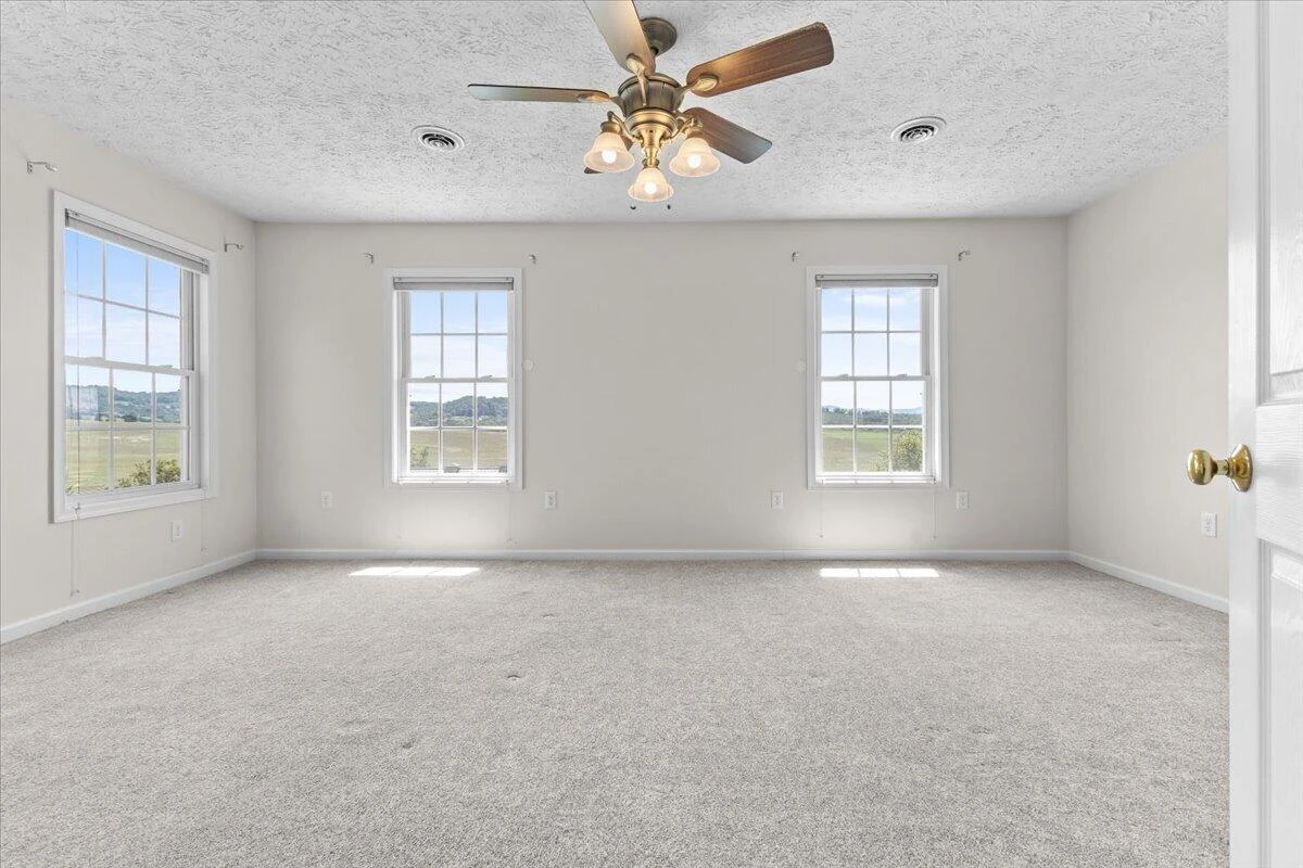 77 Pinnacle LN - Photo 14