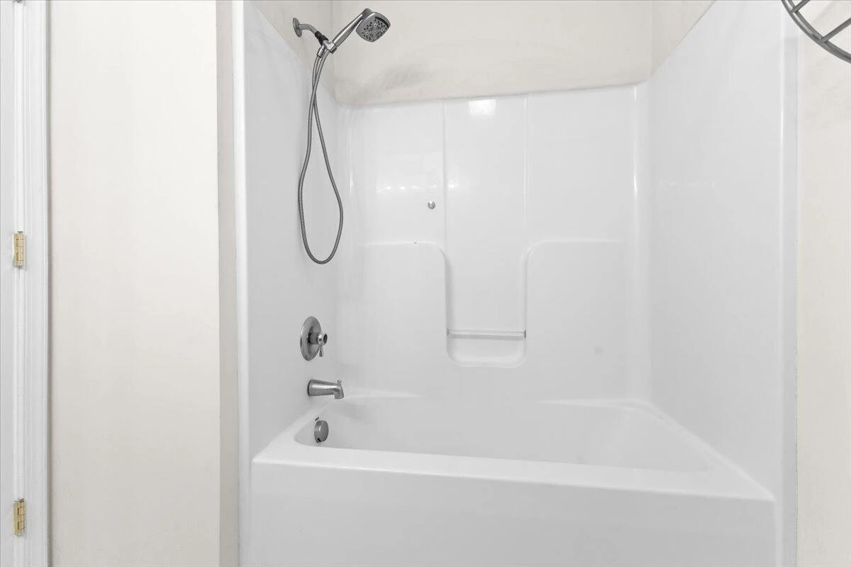77 Pinnacle LN - Photo 18