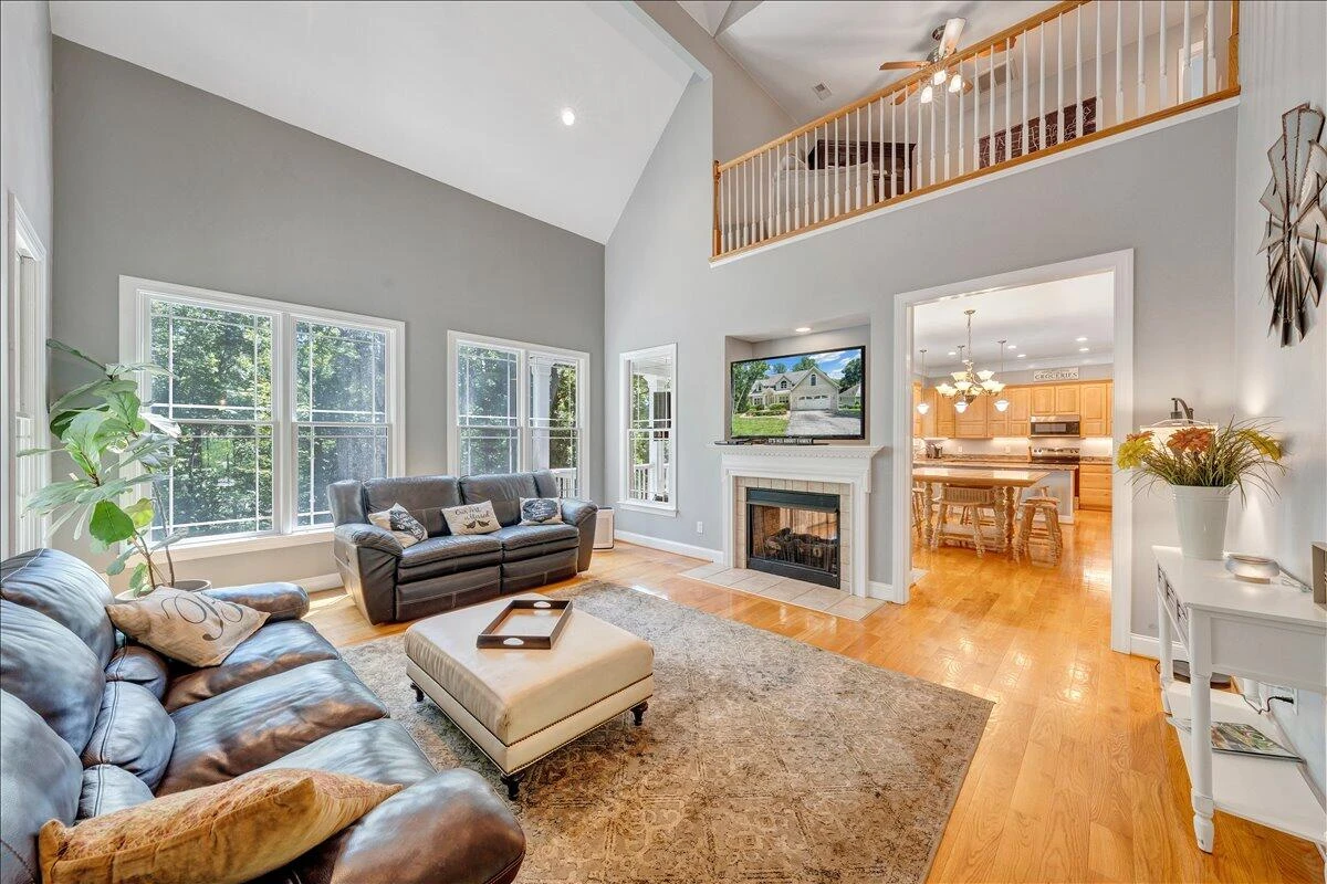 235 Waverly LN - Photo 8
