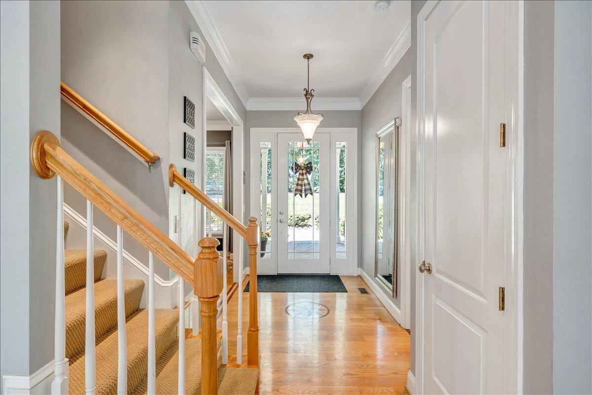 235 Waverly LN - Photo 19