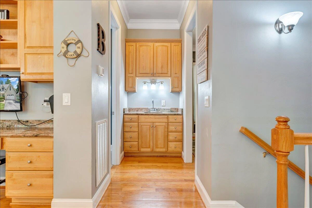 235 Waverly LN - Photo 24