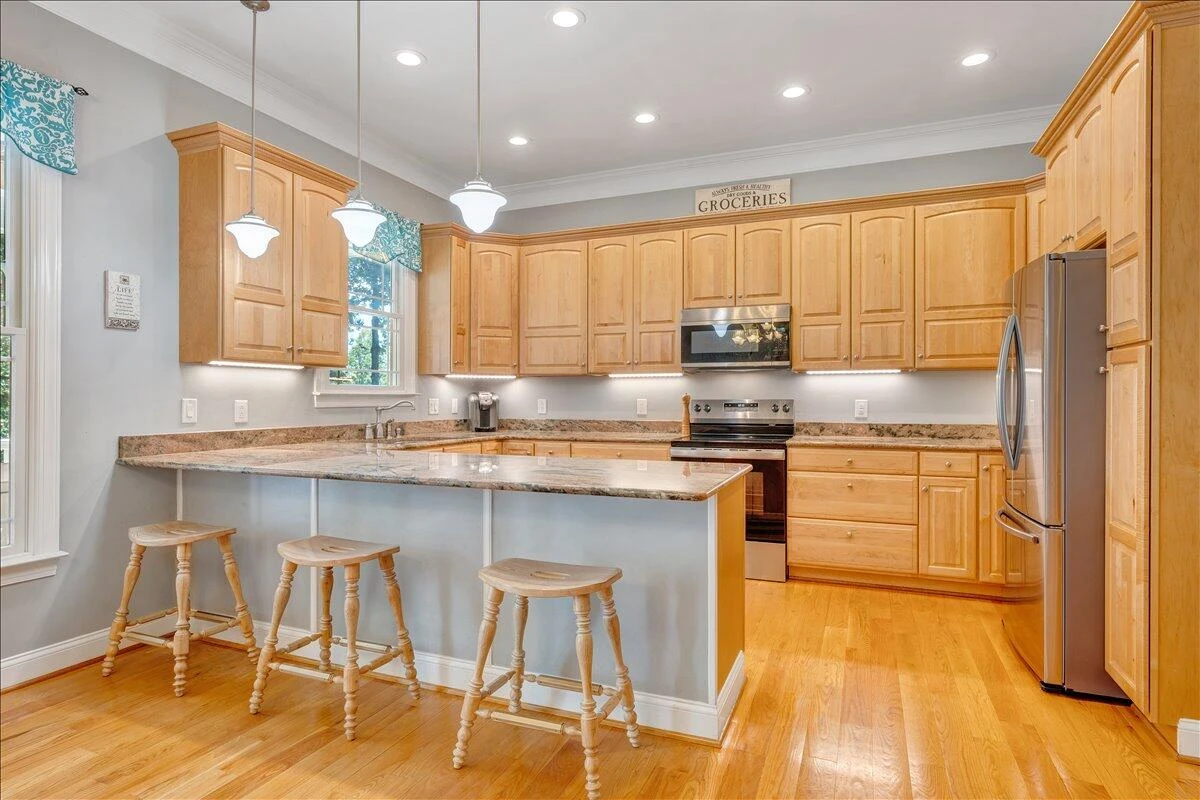 235 Waverly LN - Photo 27
