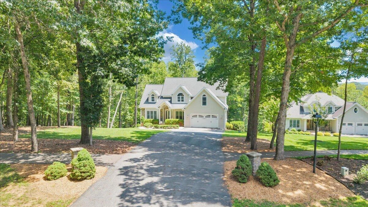 235 Waverly LN - Photo 93