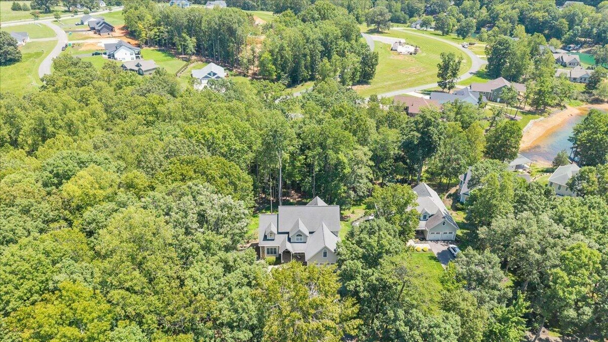 235 Waverly LN - Photo 104