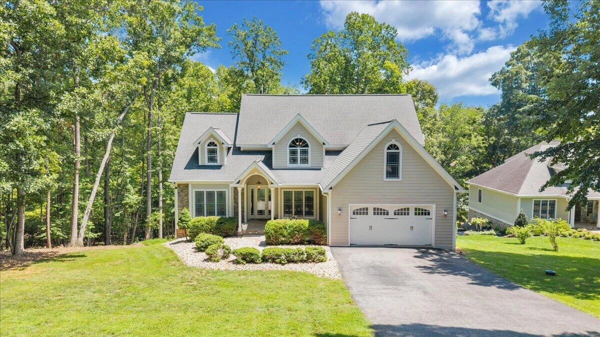235 Waverly LN - Photo 106