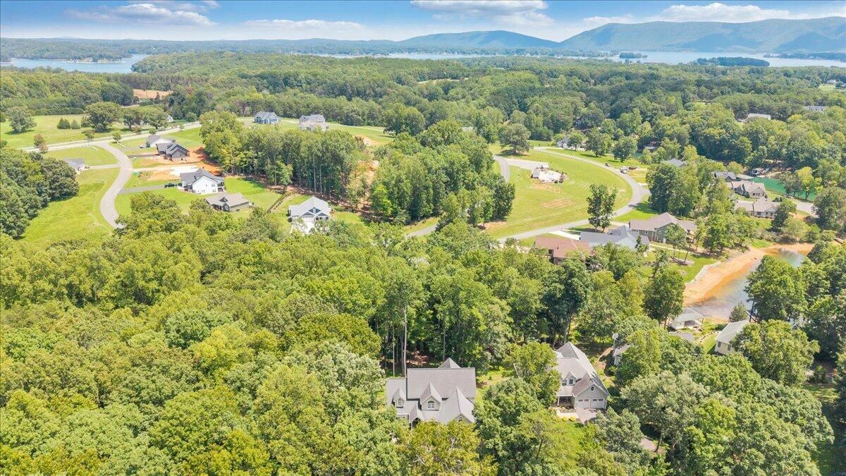 235 Waverly LN - Photo 127