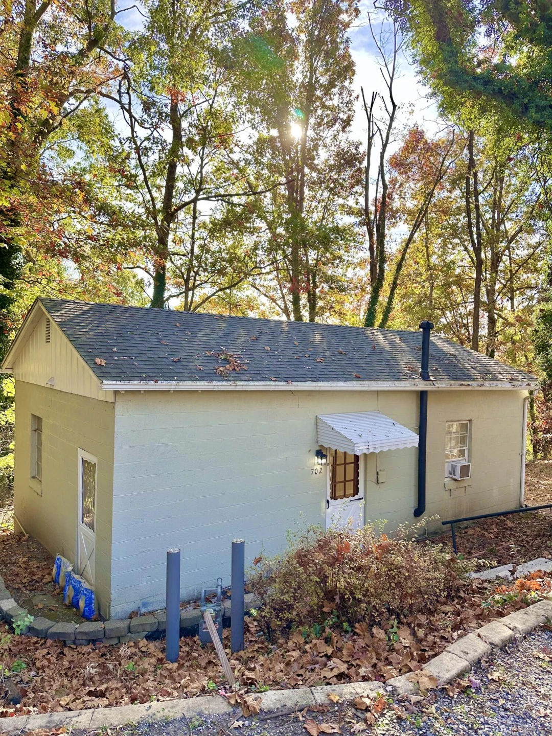 702 Jefferson AVE