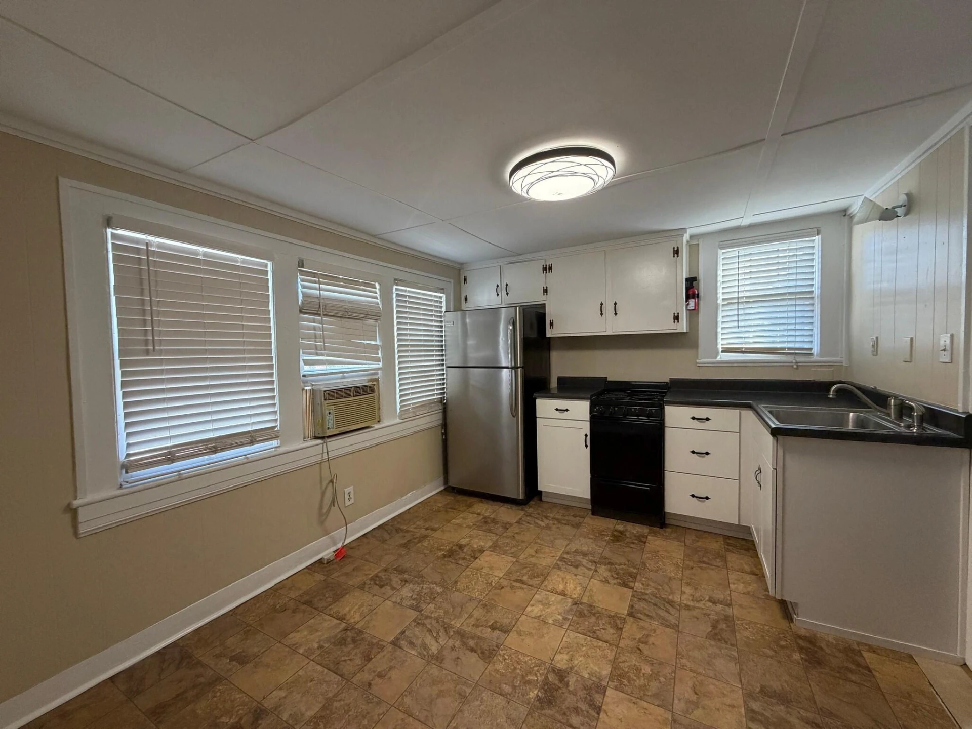 434 Allison AVE SW - Photo 29
