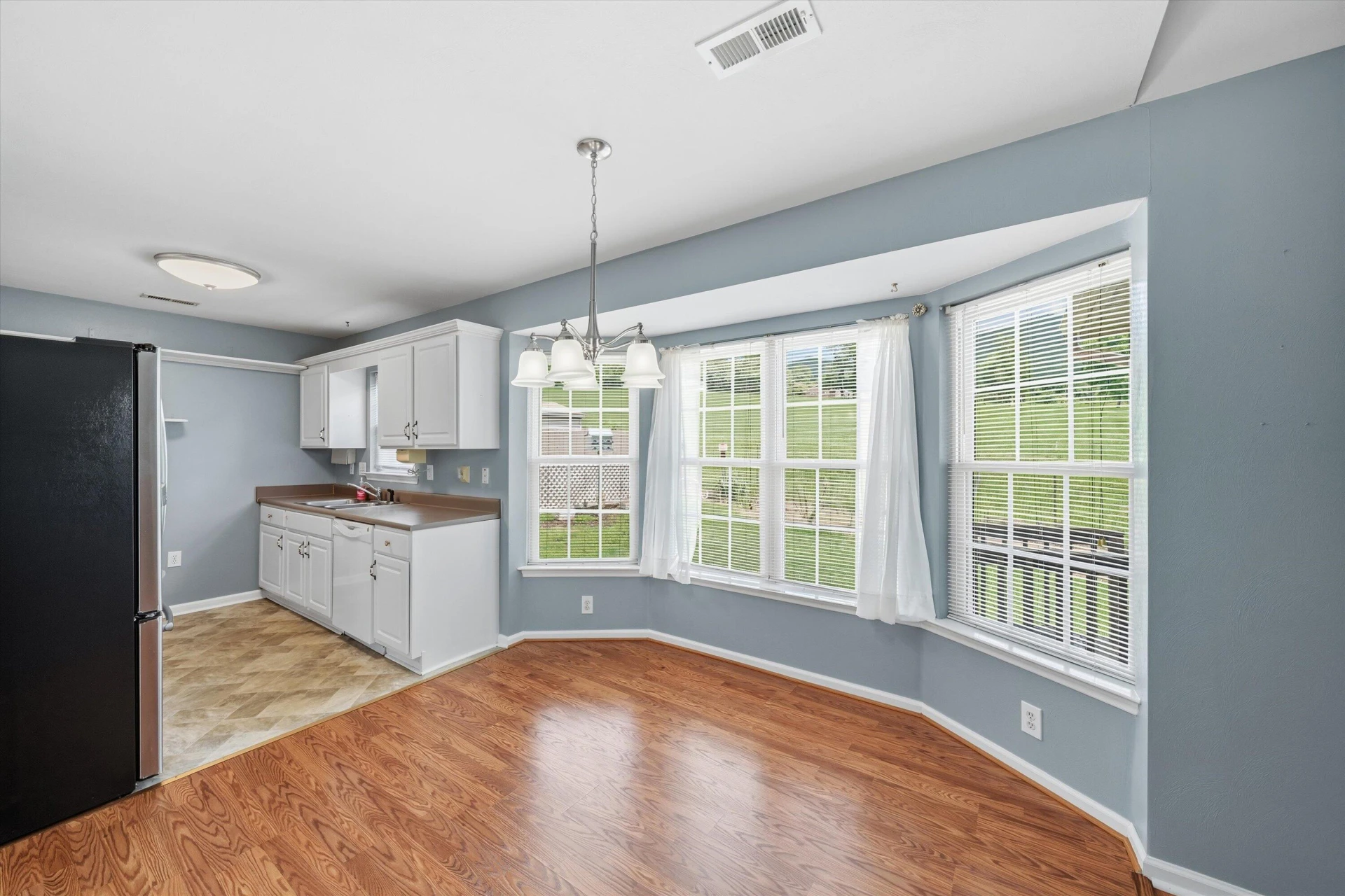 1315 Cedar Hill - Photo 8