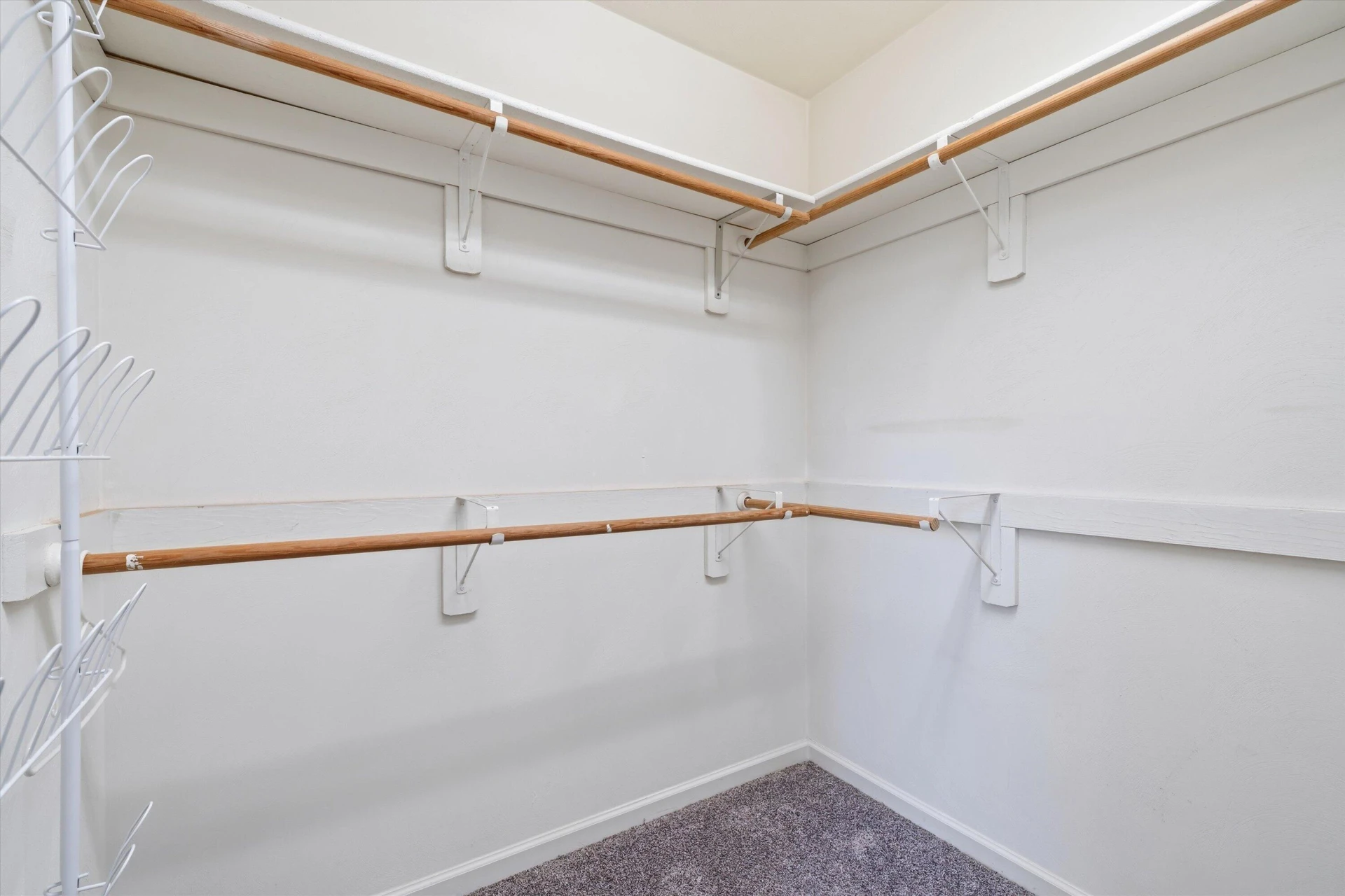 1315 Cedar Hill - Photo 18