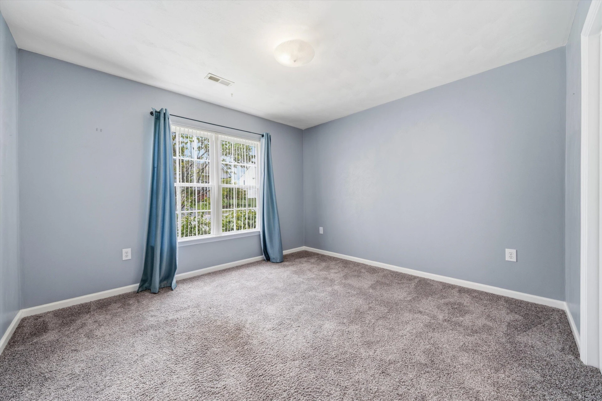 1315 Cedar Hill - Photo 22