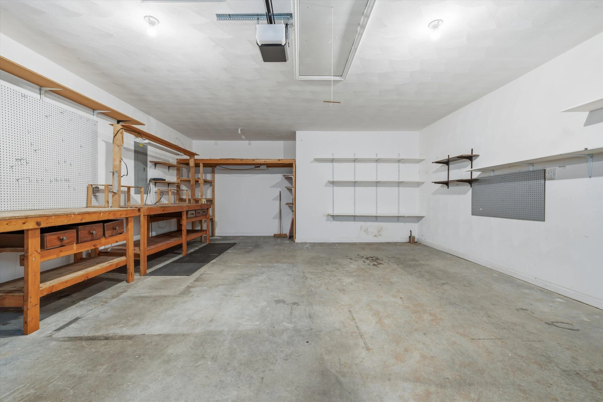 1315 Cedar Hill - Photo 24