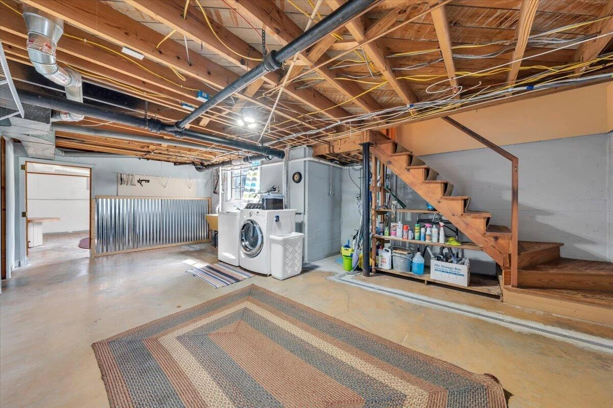 803 Chester AVE - Photo 14