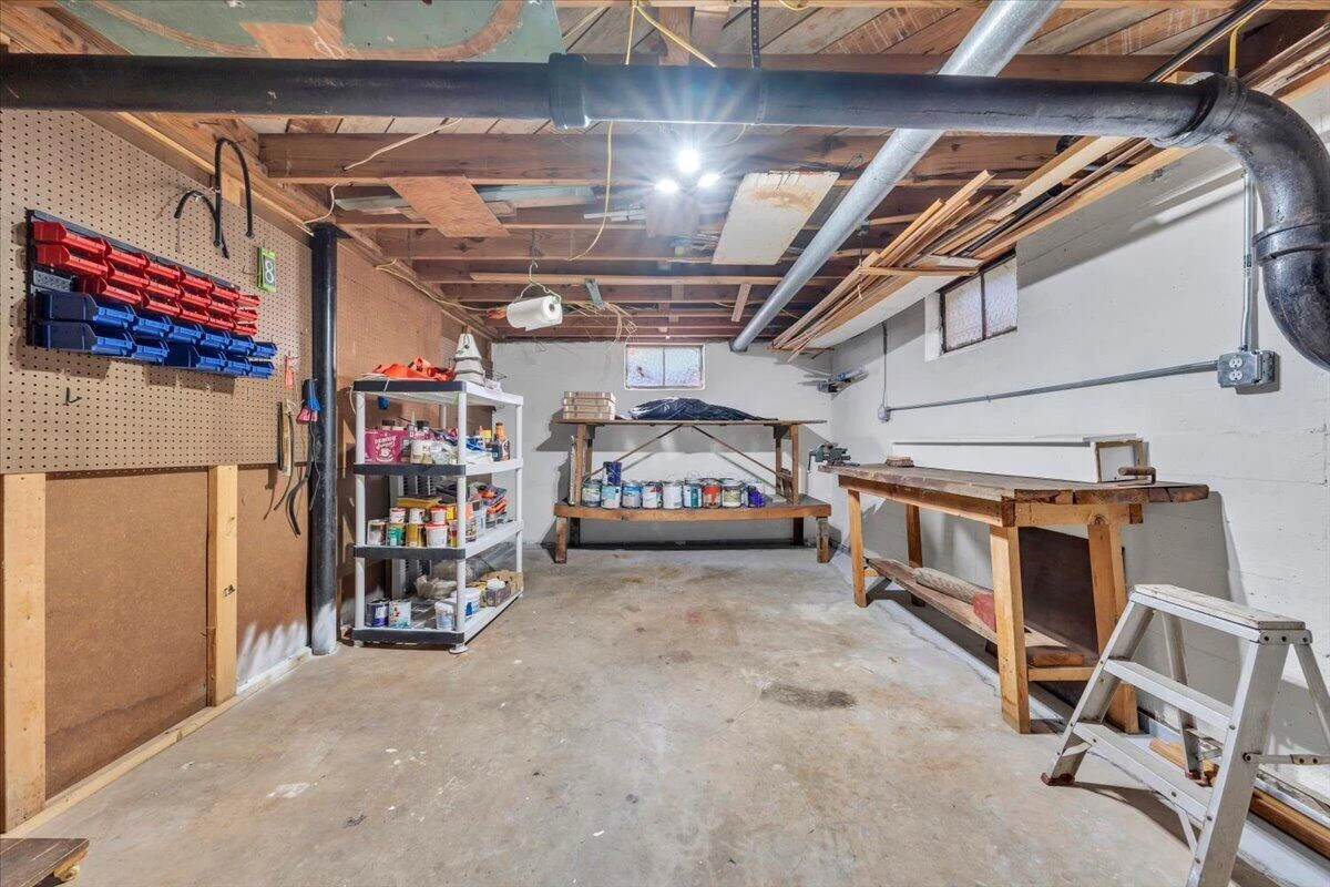 803 Chester AVE - Photo 17