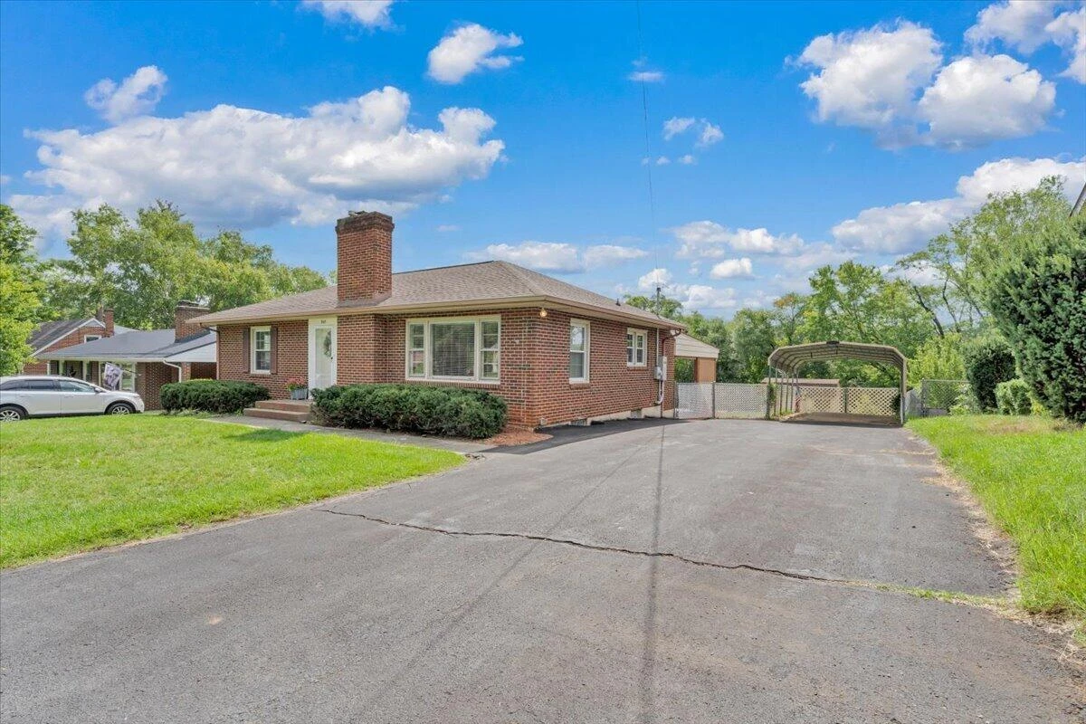 803 Chester AVE - Photo 27