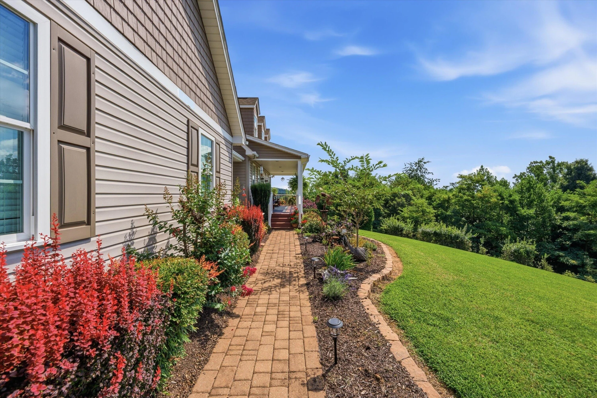 1611 Ivy Branch DR - Photo 7
