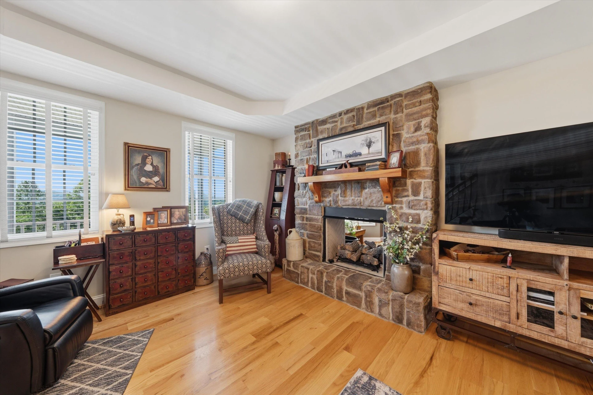 1611 Ivy Branch DR - Photo 13